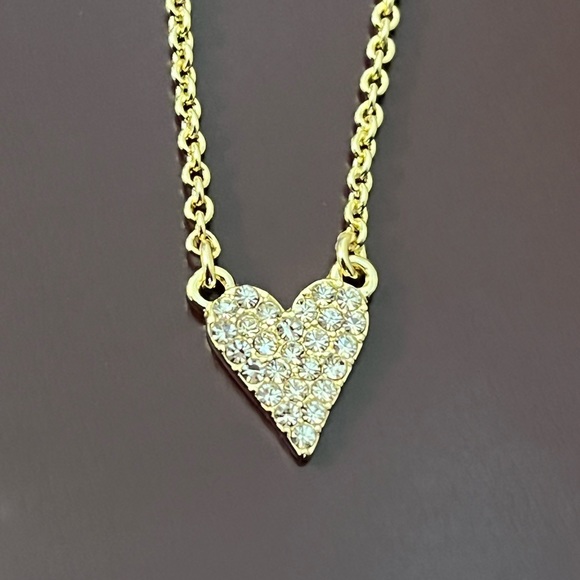 Gold Gemstone Heart Necklace - Picture 4 of 4